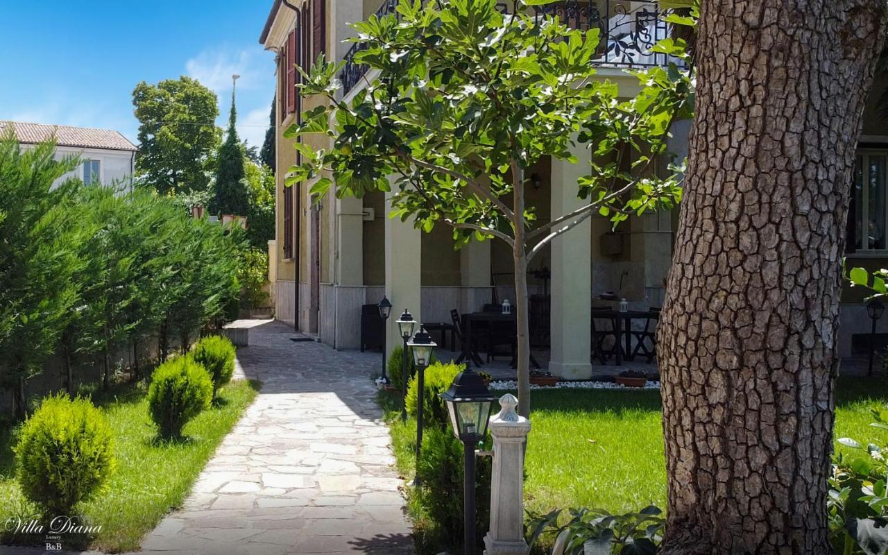 B&B Villa Diana Sulmona Bagian luar foto